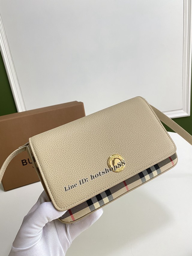 Burberry專櫃新款粒紋皮革典藏Vintage復古格紋女包 巴寶莉單肩斜挎小包 yxb1241